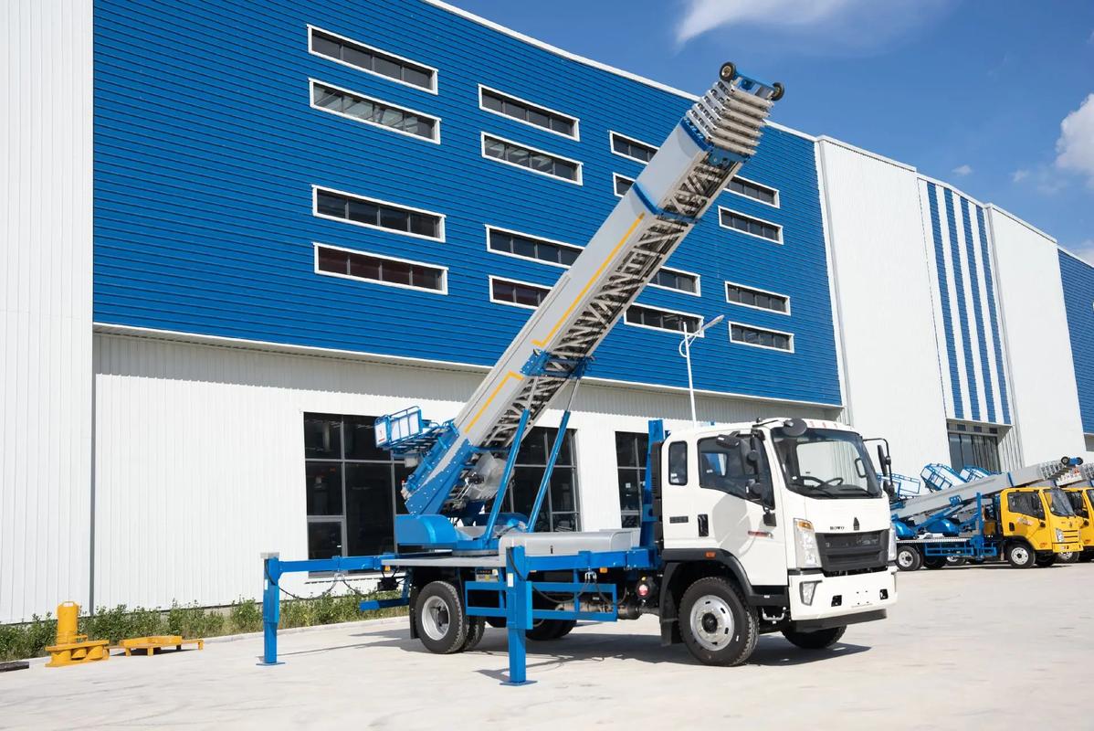 休宁县小型云梯车上料车租赁多少钱