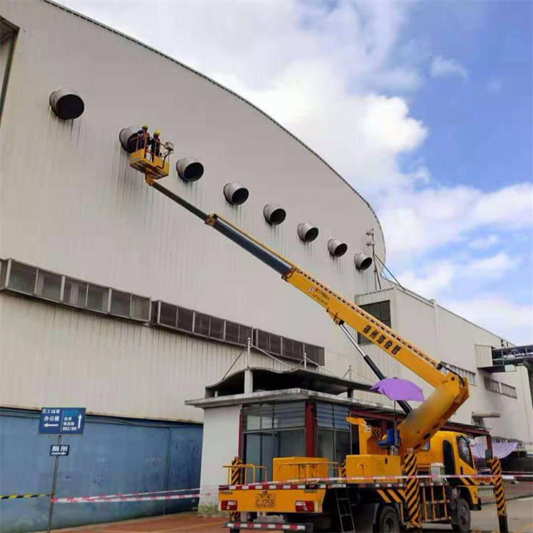 休宁县高空作业车出租服务：专业广告牌安装解决方案