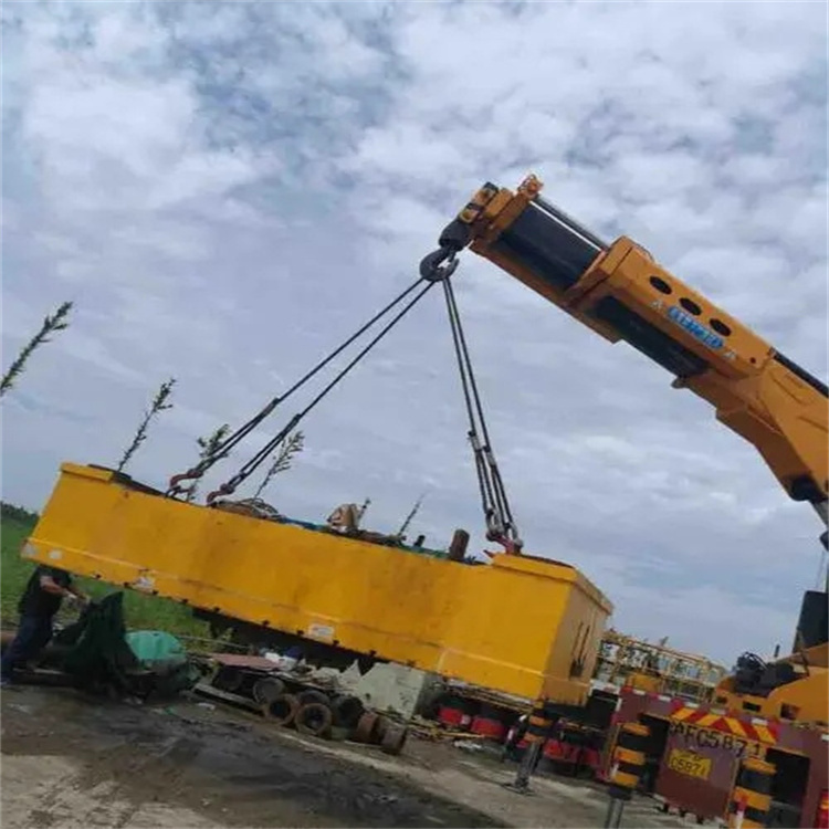 休宁县随车吊吊集装箱怎么吊